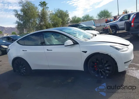 2022 Tesla Model Y Performance Dual Motor All-Wheel Drive from USA, damaged, VIN 7SAYGDEF7NF398189